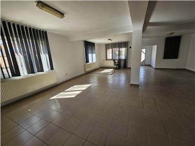 Inchiriere spatiu birouri, showroom cu platforma betonata si curte privata, in apropiere de Aeroport, Someseni
