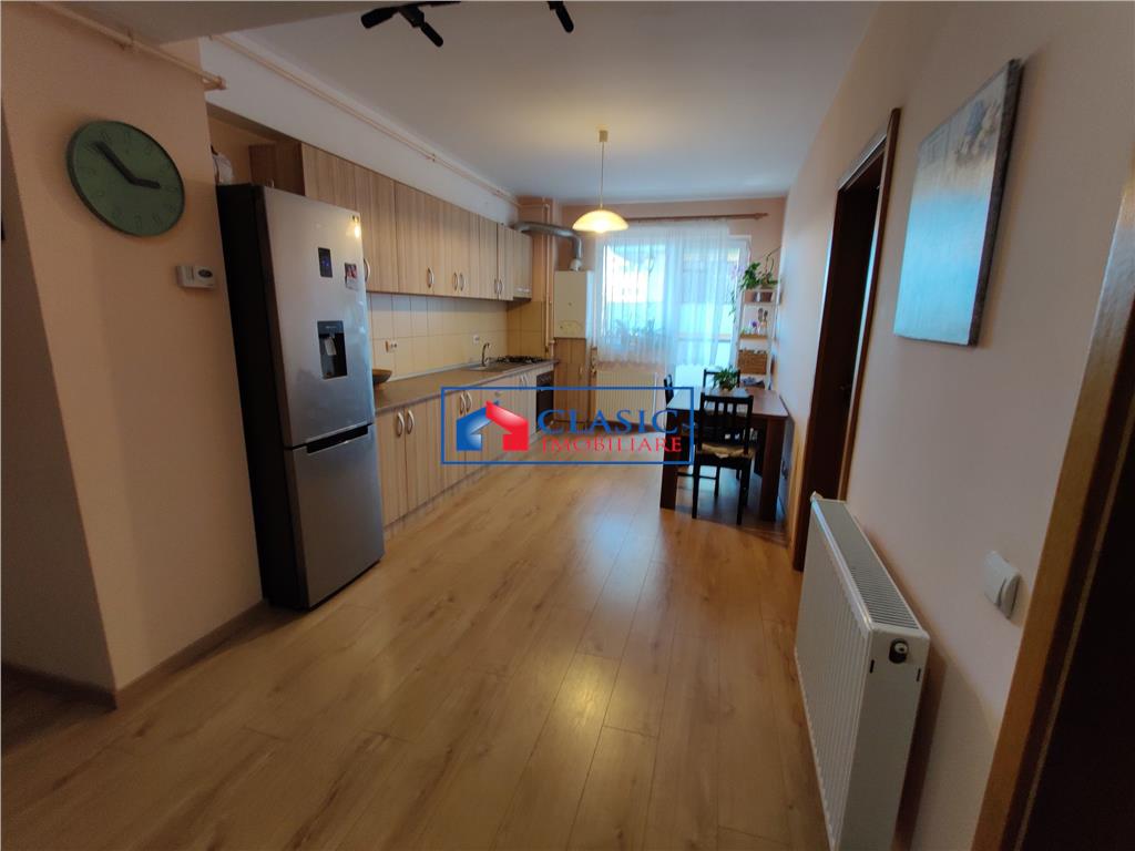 Vanzare apartament 3 camere finisat Manastur, Cluj-Napoca