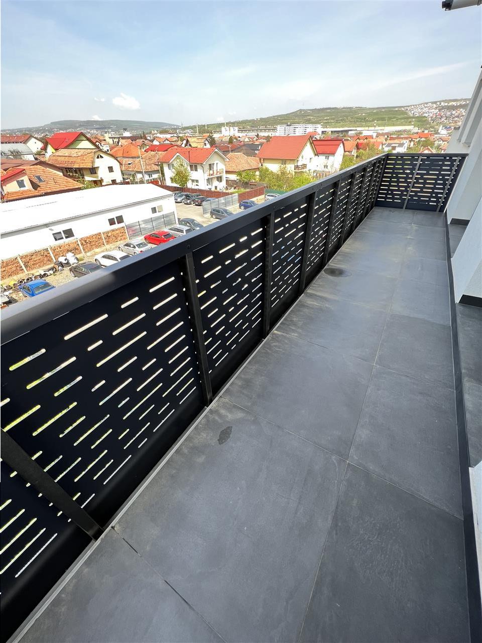 Vanzare apartament tip penthouse 3 camere de LUX, terasa 110 mp zona Marasti  Pod IRA, Cluj Napoca