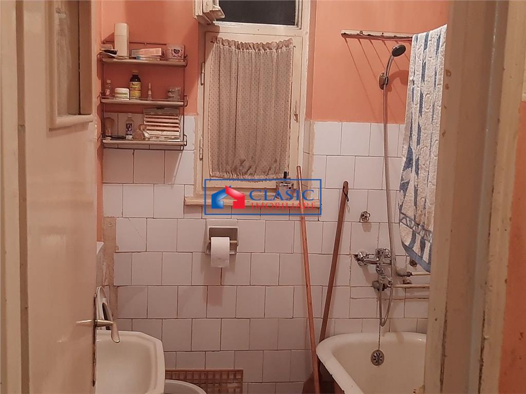 Vanzare apartament 2 camere zona Facultatii de Litere Centru, Cluj Napoca