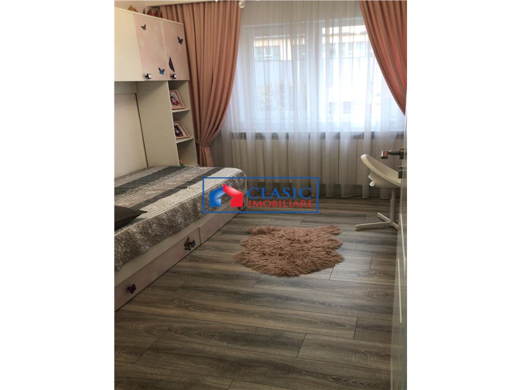 Vanzare apartament 3 camere decomandat Marasti zona Romstal, Cluj Napoca