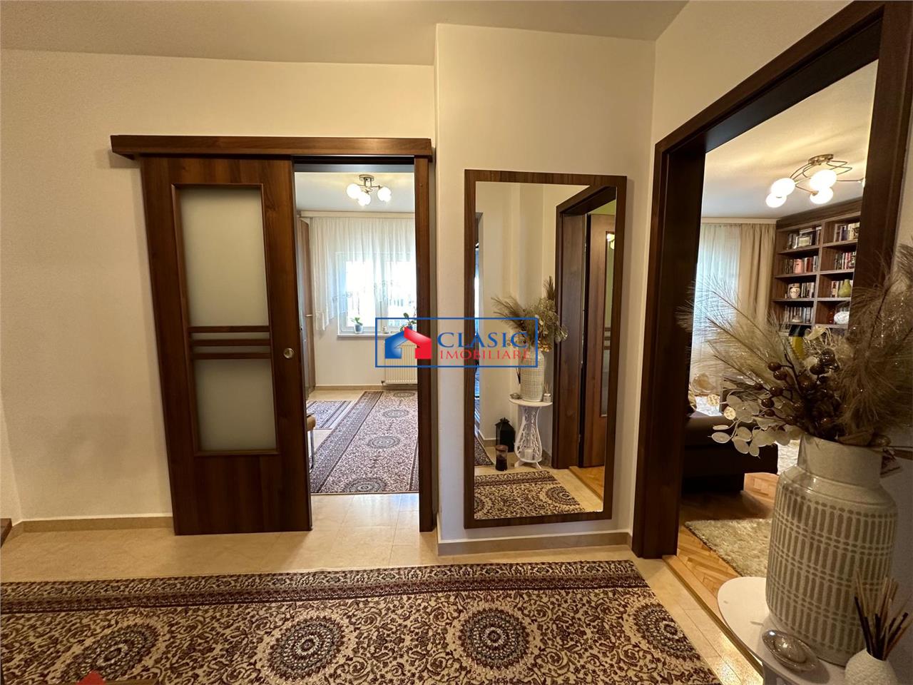 Vanzare apartament 3 camere confort sporit Marasti zona Dorobantilor MOL, Cluj-Napoca