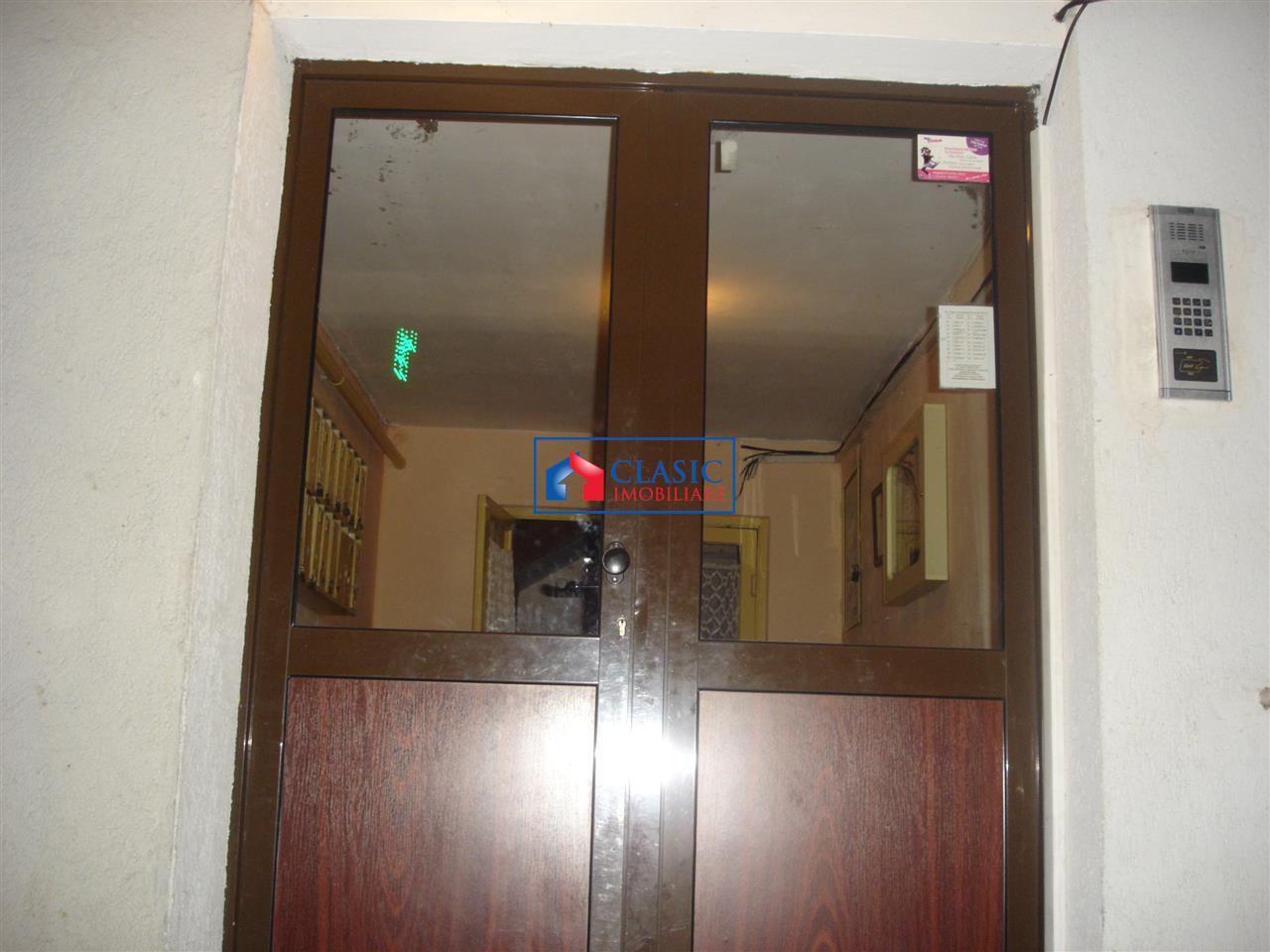 Vanzare Apartament 3 camere pret si zona buna in Manastur, Cluj Napoca