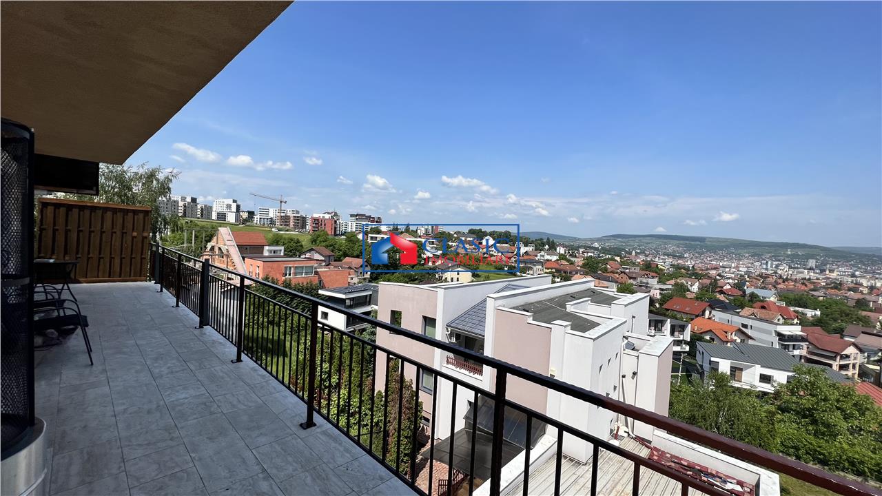 Inchiriere apartament tip penthouse cu 3 camere de LUX in Andrei Muresanu