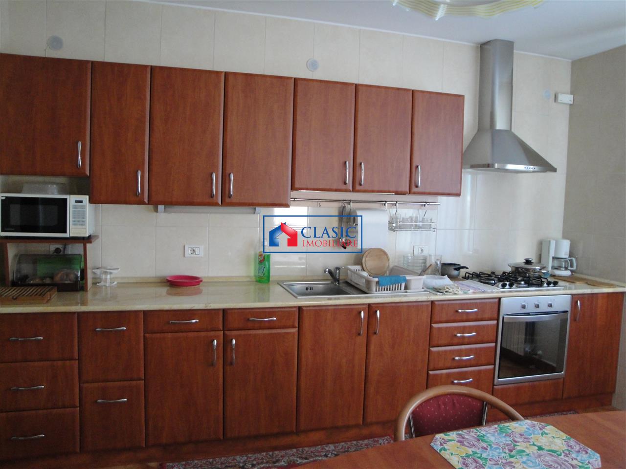 Vanzare casa individuala 390 mp zona A.Muresanu, Cluj Napoca