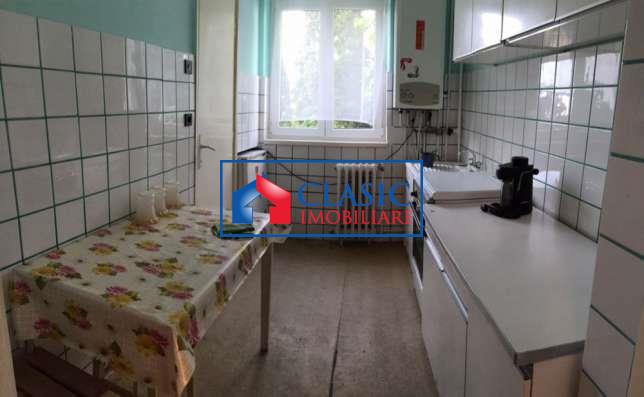 Inchiriere Apartament 4 camere decomandate in Manastur, Cluj Napoca