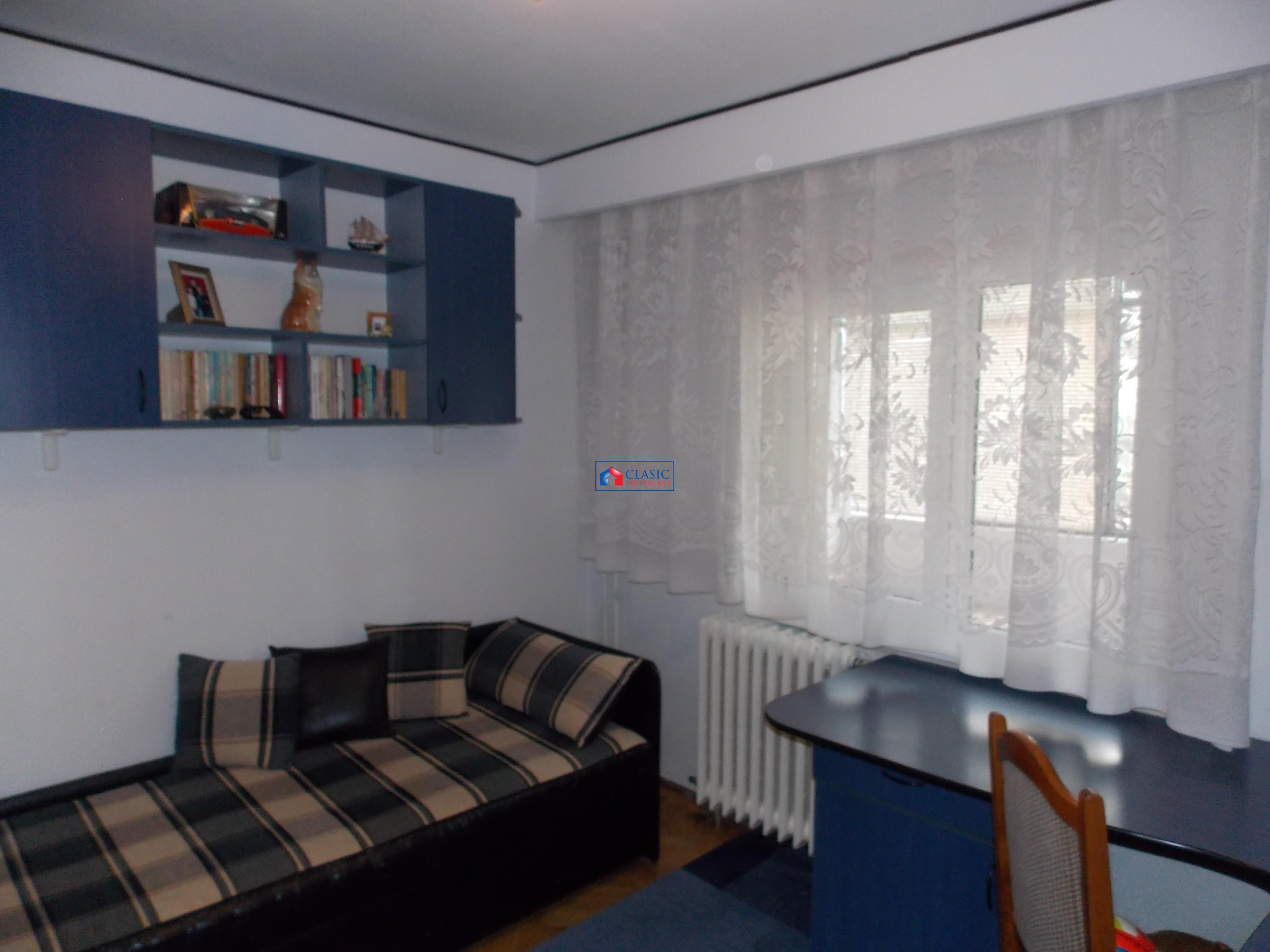 Inchiriere apartament 4 camere decomandate in Zorilor,  G. Dima