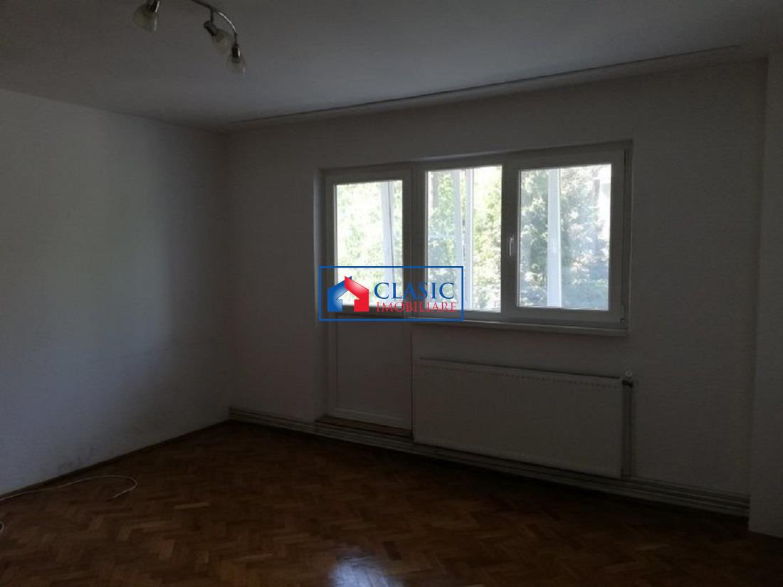 Apartament cu 4 camere in Grigorescu, etaj 1, zona Coloane