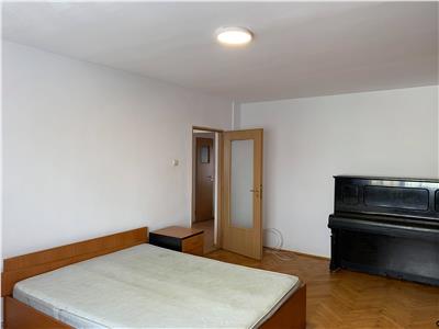 Inchiriere apartament 4 camere in Marasti  str Dorobantilor, Cluj Napoca