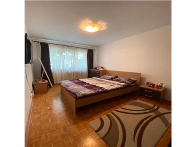 Vanzare apartament 4 camere zona Primaverii Manastur, Cluj Napoca