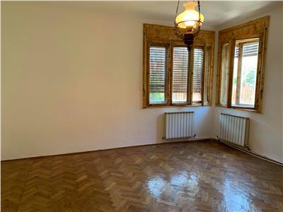 Inchiriere casa individuala 80 mp cu gradina 3 camere, ideal sediu de firma in Gheorgheni, Cluj Napoca