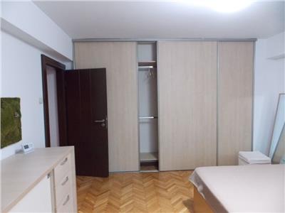 Inchiriere apartament 3 camere decomandate zona Centrala  Piata Cipariu