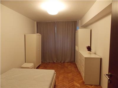 Inchiriere apartament 3 camere decomandate zona Centrala  Piata Cipariu