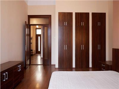 Vanzare apartament 3 camere decomandat zona Horea Centru, Cluj Napoca