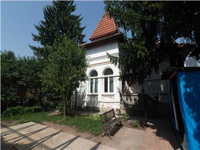 Inchiriere casa 3 camere in Andrei Muresanu  zona Piata Cipariu, Cluj Napoca