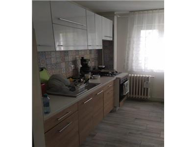 Vanzare apartament 3 camere finisat, Manastur zona Flora, Cluj-Napoca
