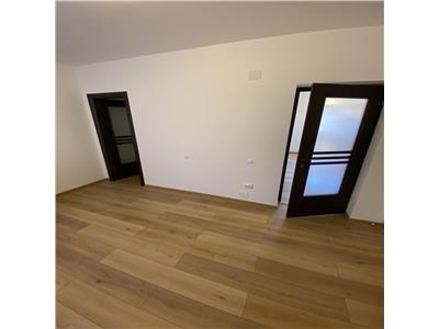 Vanzare apartament 3 camere in bloc tip vila Manastur zona Campului, Cluj Napoca