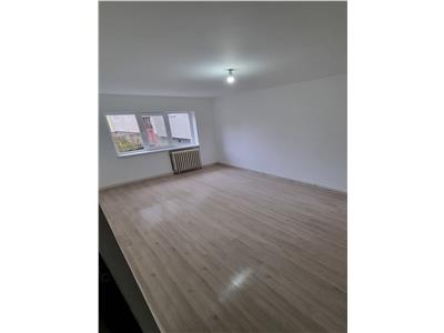 Vanzare apartament 3 camere finisat Zorilor zona Profi, Cluj Napoca