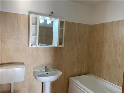 Vanzare apartament 2 camere bloc nou in Baciu  zona Petrom, Cluj Napoca