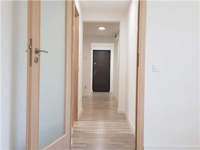 Vanzare apartament 2 camere renovat modern zona BIG Manastur, Cluj Napoca