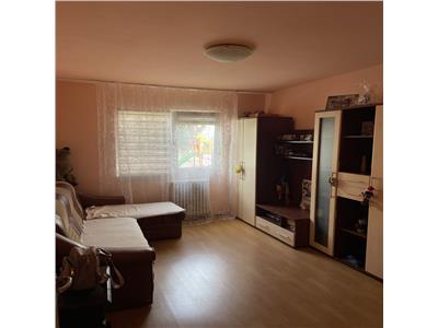 Vanzare apartament 4 camere zona BIG Manastur, Cluj Napoca