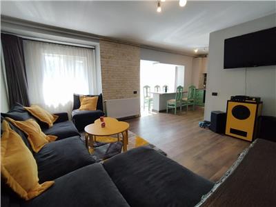 Vanzare apartament 3 camere Lux Floresti -zona Panemar