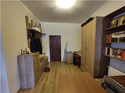 Vanzare apartament o camera tip studio, finisat modern Iris Piata 1 Mai, Cluj Napoca