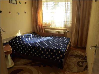 Vanzare apartament 3 camere decomandat Manastur zona Colina, Cluj Napoca
