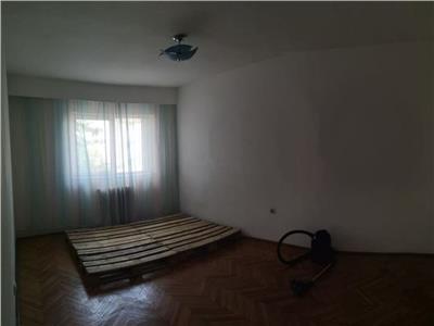 Vanzare apartament 3 camere decomandat zona Stadion CFR Gruia, Cluj Napoca