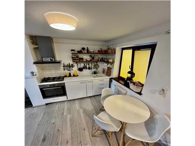 Vanzare apartament 2 camere decomandat zona Primaverii Manastur, Cluj-Napoca