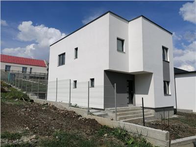 Vanzare casa individuala finalizata, zona Dezmir, Cluj Napoca