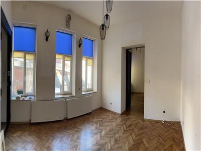 Vanzare apartament 2 camere in Centru  Piata Muzeului Cluj Napoca