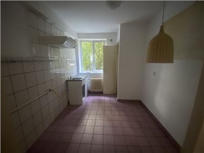 Vanzare apartament 4 camere decomandate in Gheorgheni  zona Piata Hermes, Cluj Napoca