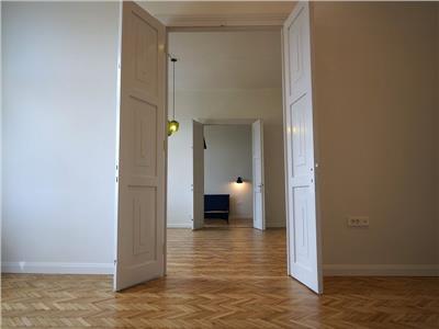 Vanzare apartament 3 camere de LUX, Centru zona Astoria, Cluj Napoca