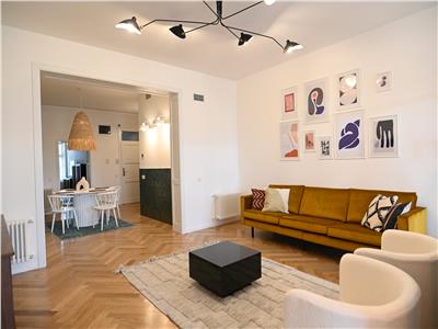 Inchiriere apartament 3 camere de lux zona Piata Unirii Ultracentral Cluj-Napoca