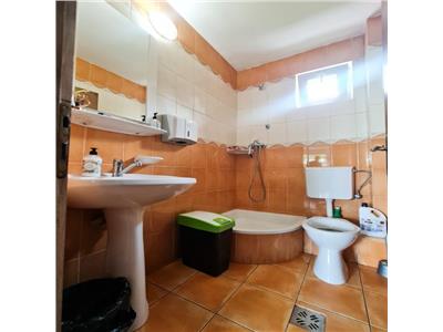 Vanzare apartament 3 camere bloc nou Andrei Muresanu zona Cipariu, Cluj Napoca