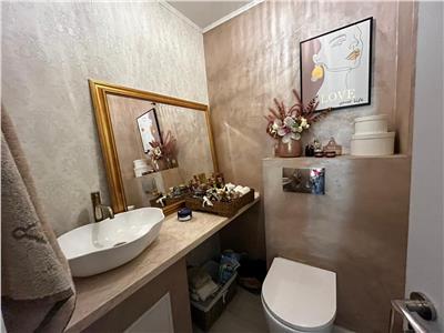 Vanzare apartament 4 camere decomandate modern in Manastur  zona OMV