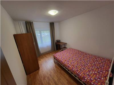 Inchiriere apartament 3 camere decomandate in Gheorgheni  zona Piata Cipariu