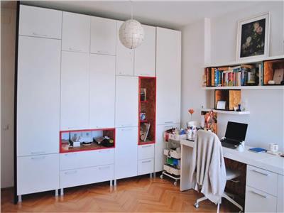 Vanzare apartament o camera Centru Piata Cipariu, Cluj-Napoca