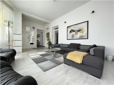 Inchiriere apartament 3 camere modern in vila zona Centrala  Parcul Central