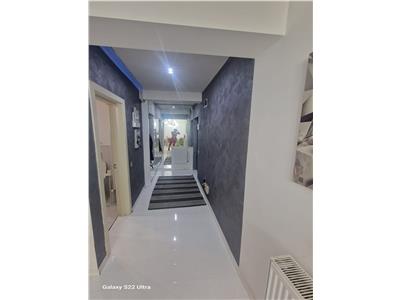 Vanzare apartament 2 camere de LUX bloc nou cu terasa de 60 mp in Centru