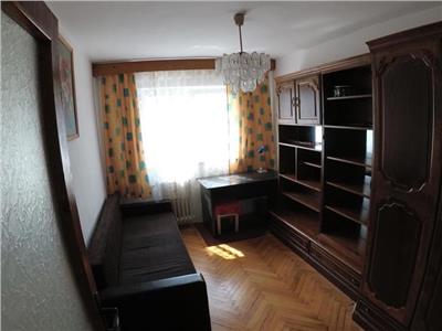 Vanzare apartament 3 camere decomandat zona Nora Manastur, Cluj Napoca