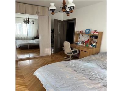 Vanzare apartament 3 camere modern in Manastur  zona Univ. Bogdan Voda