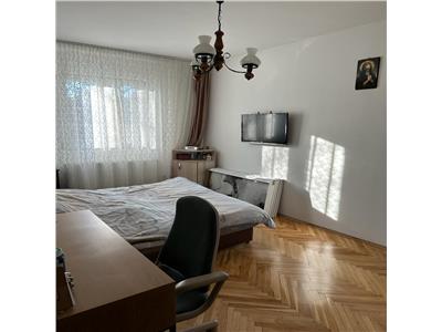 Vanzare apartament 3 camere modern in Manastur  zona Univ. Bogdan Voda