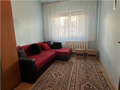 Vanzare apartament 3 camere zona Petrom Manastur, Cluj Napoca