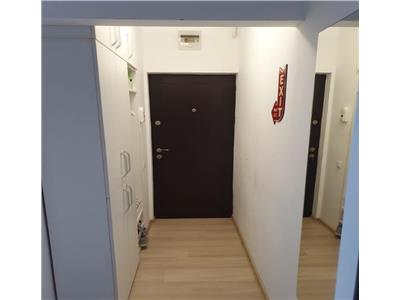 Vanzare apartament 3 camere modern bloc nou cu parcare in Iris  zona Piata 1 Mai