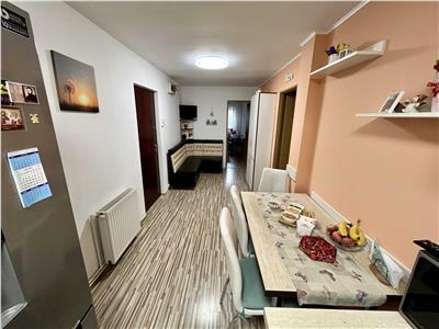 Vanzare apartament 3 camere Manastur zona Calea Floresti Billa, Cluj Napoca
