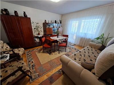 Vanzare apartament 3 camere decomandat Manastur zona Flora, Cluj Napoca