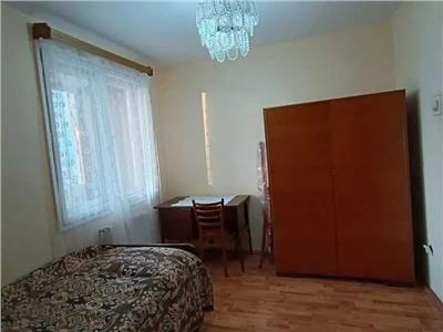 Vanzare apartament 3 camere 81 mp Manastur zona Mc Donalds, cluj Napoca
