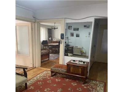 Vanzare apartament 3 camere decomandat Manastur zona Primaverii capat, Cluj Napoca